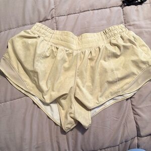 Lululemon Hotty Hot shorts